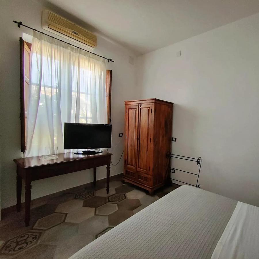 I Leoni Di Sicilia Palermo Villa Exterior photo